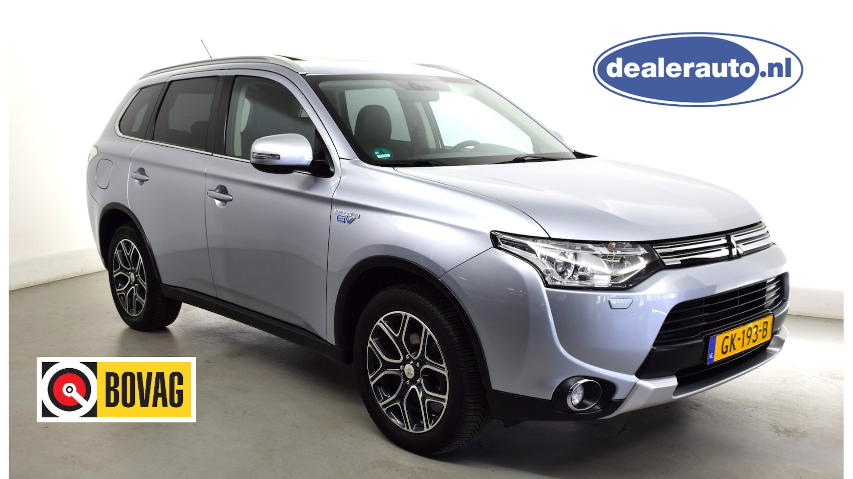 Mitsubishi Outlander - 2.0 PHEV Limited Edition X-Line: 4wd, leder bekleding, privacy glas, 4 season banden, elec - AutoWereld.nl