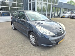 Peugeot 206 - 1.1 XR / trekhaak