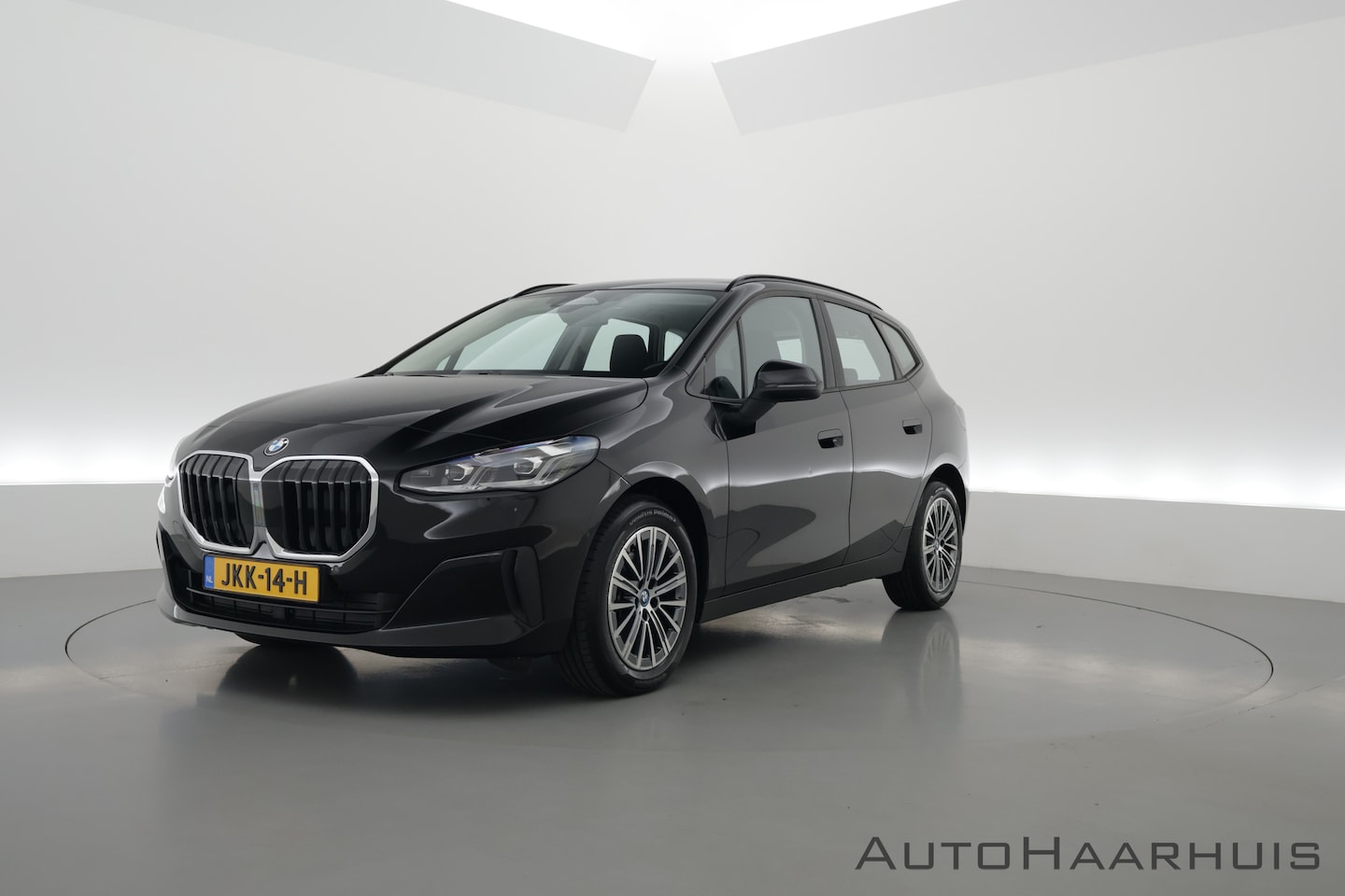 BMW 2-serie Active Tourer - 220i | Navi | Camera | Stoelverw. | Apple CarPlay | Cruise | 17'' v - AutoWereld.nl
