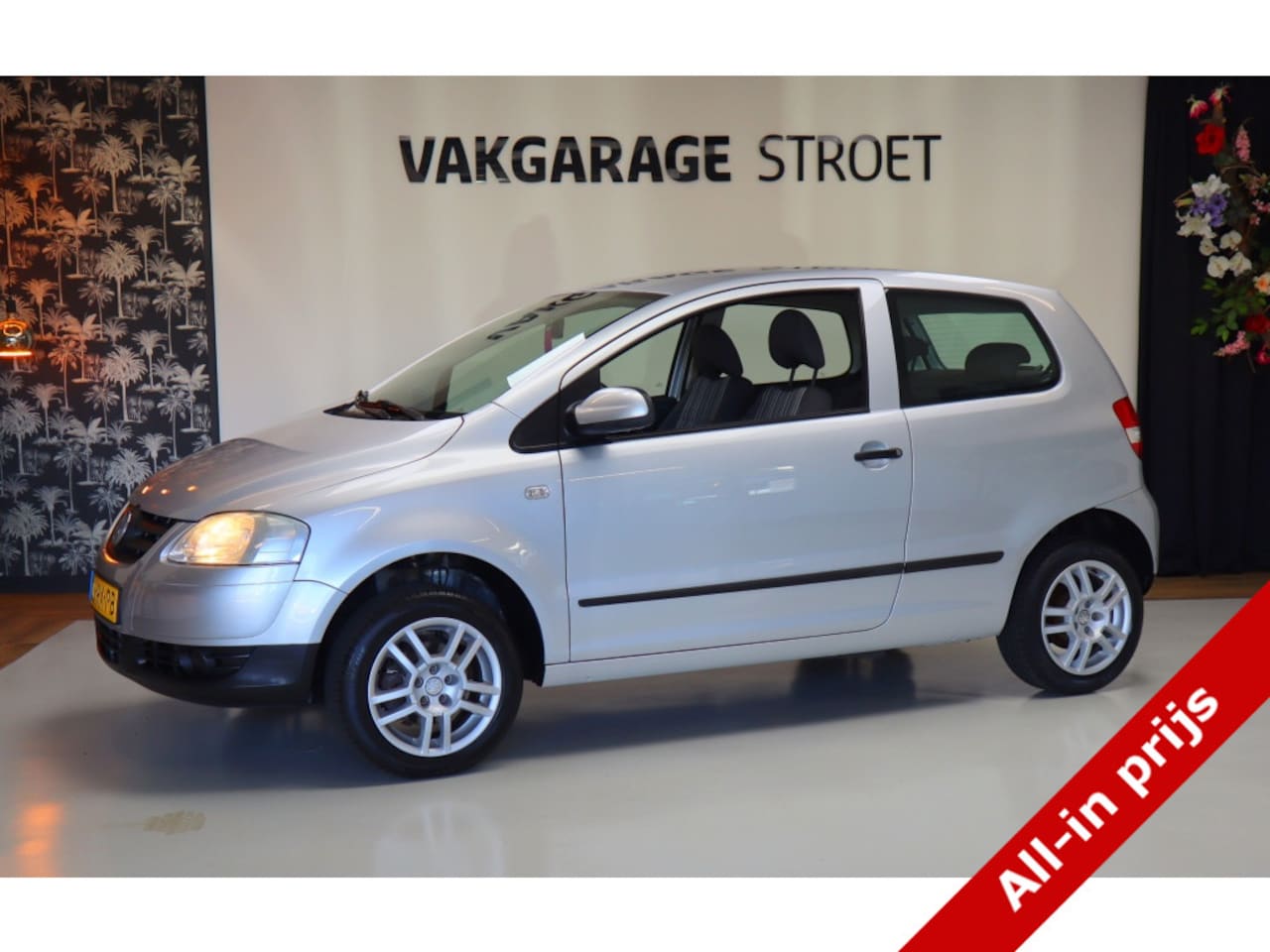 Volkswagen Fox - 1.2 Trendl. | jaarbeurt | airco | 2 x nw band | LMV | nette auto - AutoWereld.nl