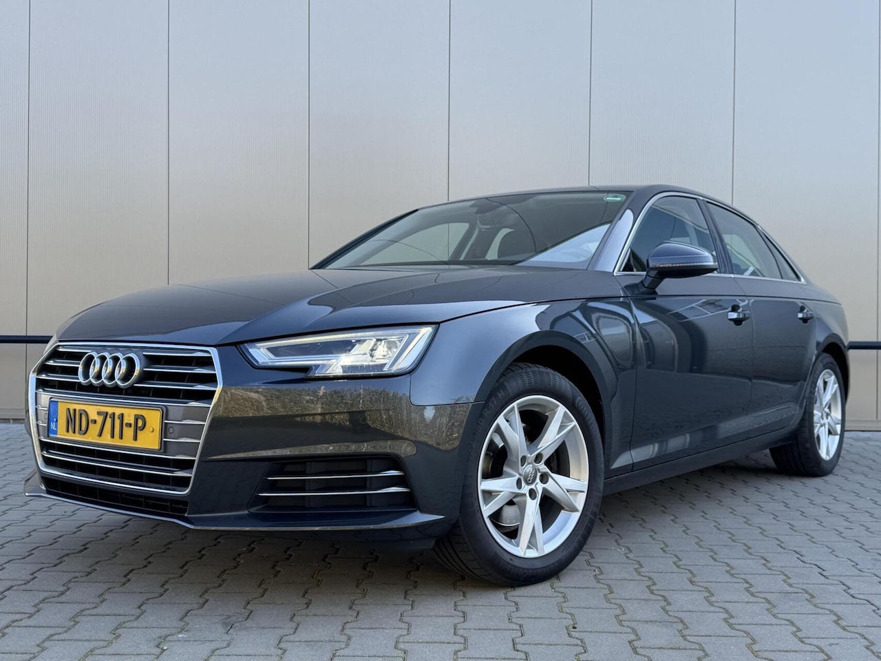 Audi A4 Limousine - 2.0 TDI Lease Edition - AutoWereld.nl