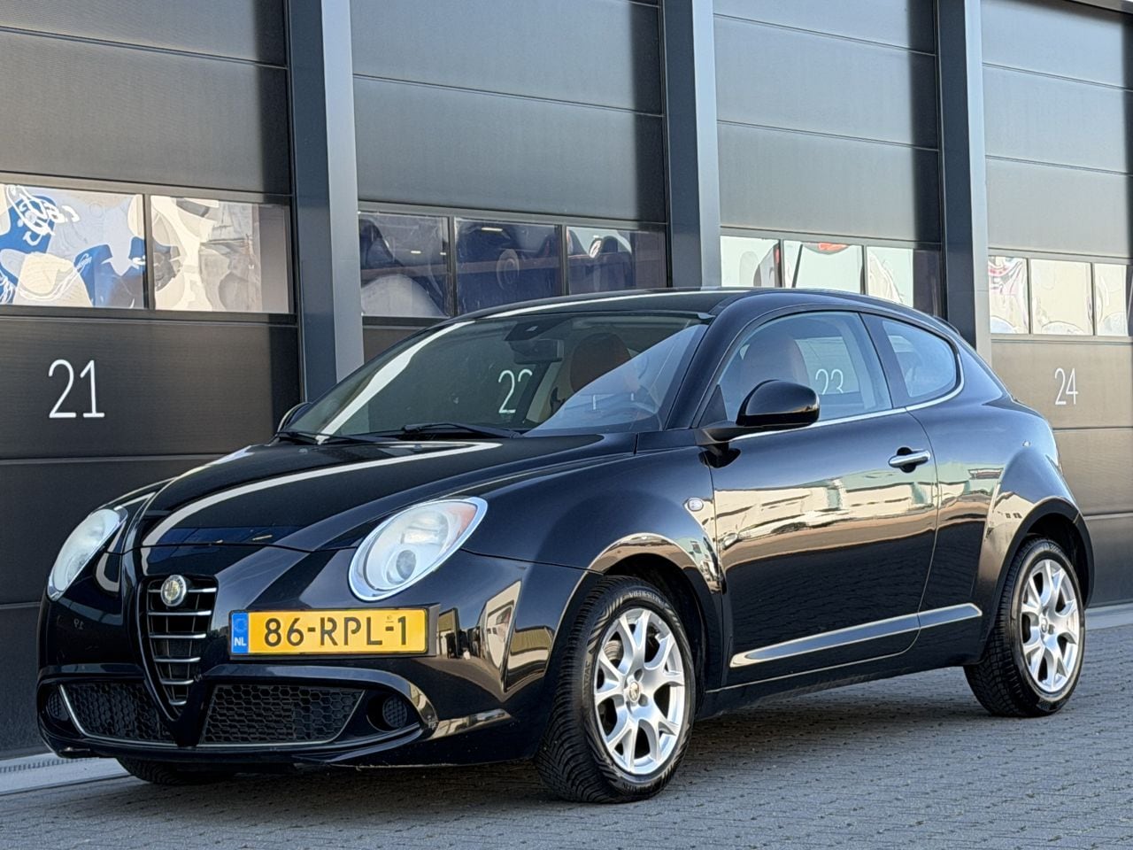 Alfa Romeo MiTo - 1.3 JTDm Navi Clima Leer - AutoWereld.nl