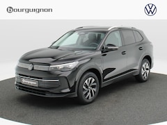 Volkswagen Tiguan - Life Edition 1.5 eHybrid 204 PK | Trekhaak | Achteruitrijcamera | Navigatie | Elektrische