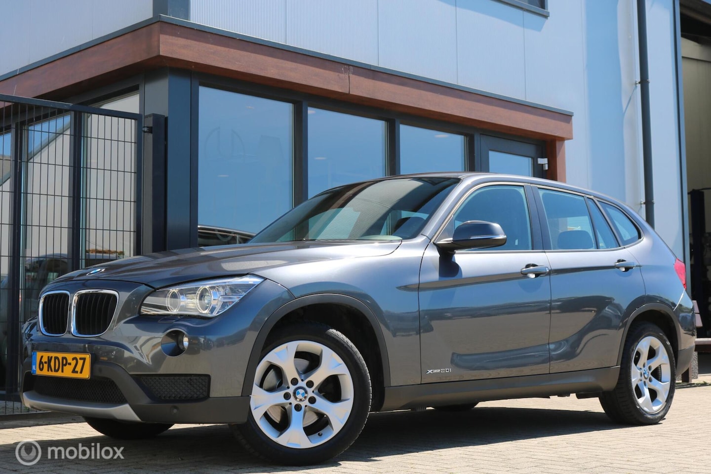 BMW X1 - xDrive20i High Executive |Leder|Afn. Trekhaak |NAP - AutoWereld.nl