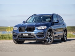 BMW X3 - xDrive30e Executive BLACK LINE / PANORAMA DAK / CARPLAY / LEER / STOELVERWARMING / CAMERA