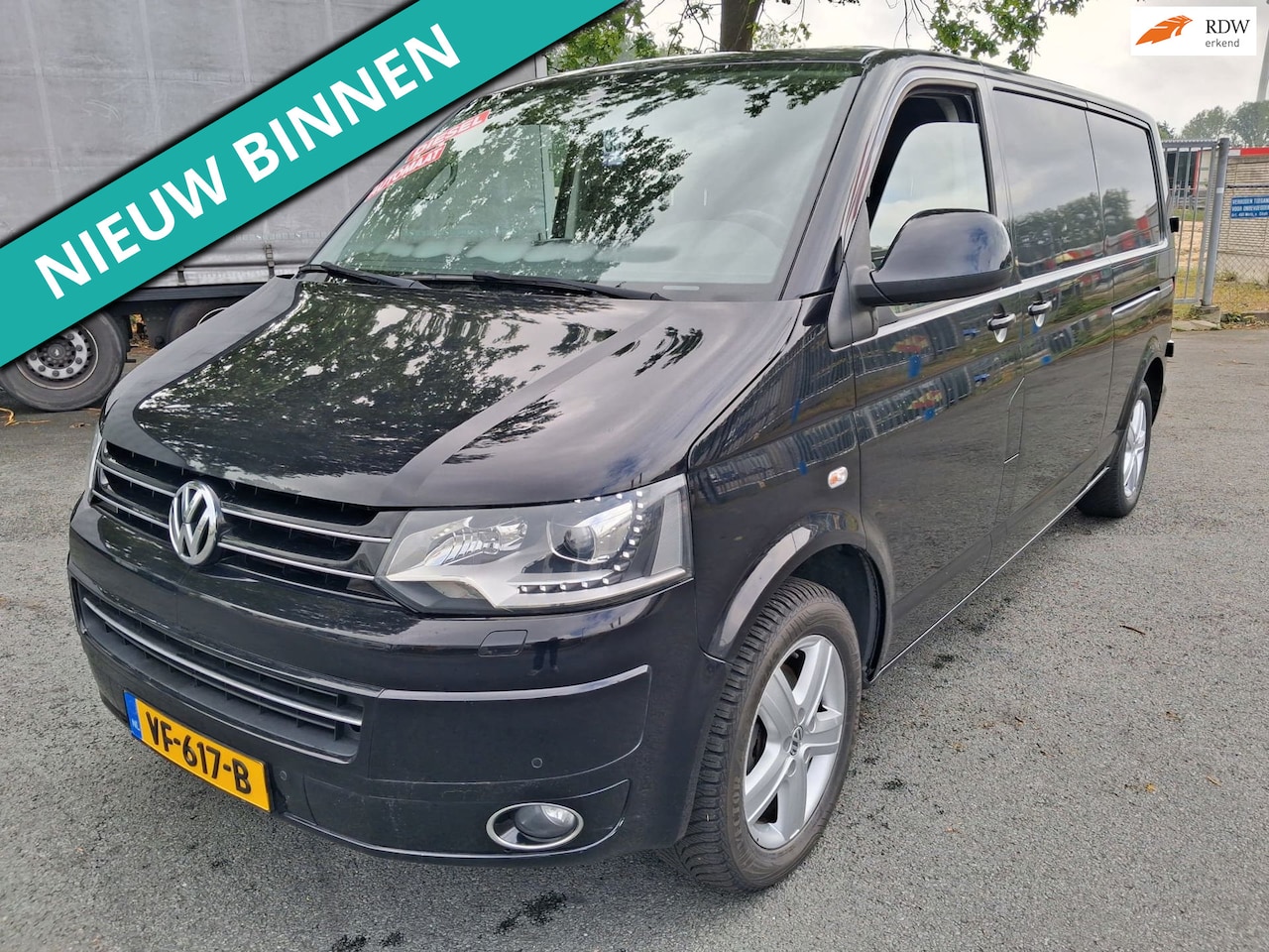 Volkswagen Transporter - 2.0 TDI L2H1 4Motion DC Comfortline ZEER NETTE BUS - AutoWereld.nl