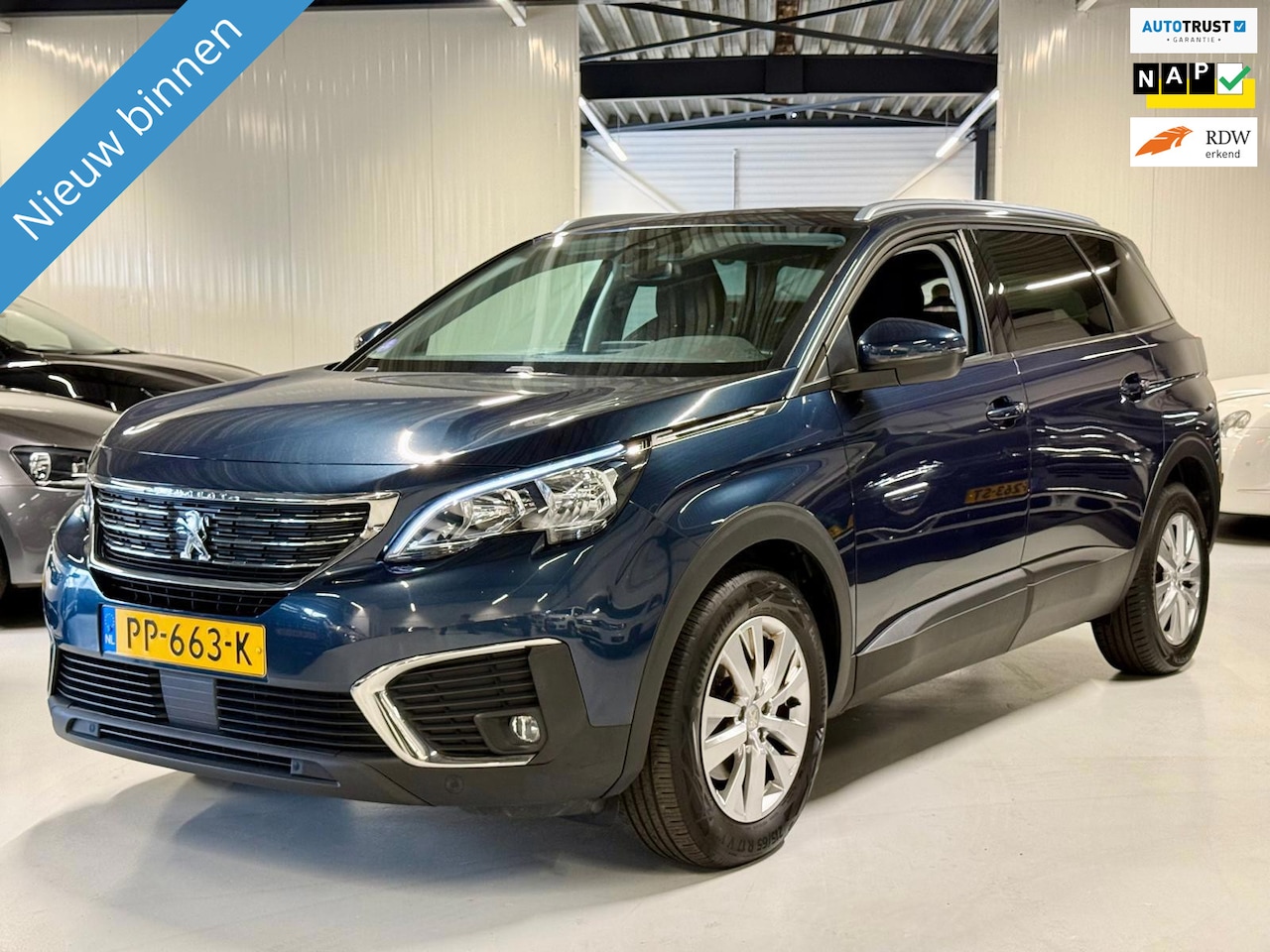 Peugeot 5008 - 1.2 P.T Active 131PK 7-Persoon| Navi|Camera|PDC's - AutoWereld.nl