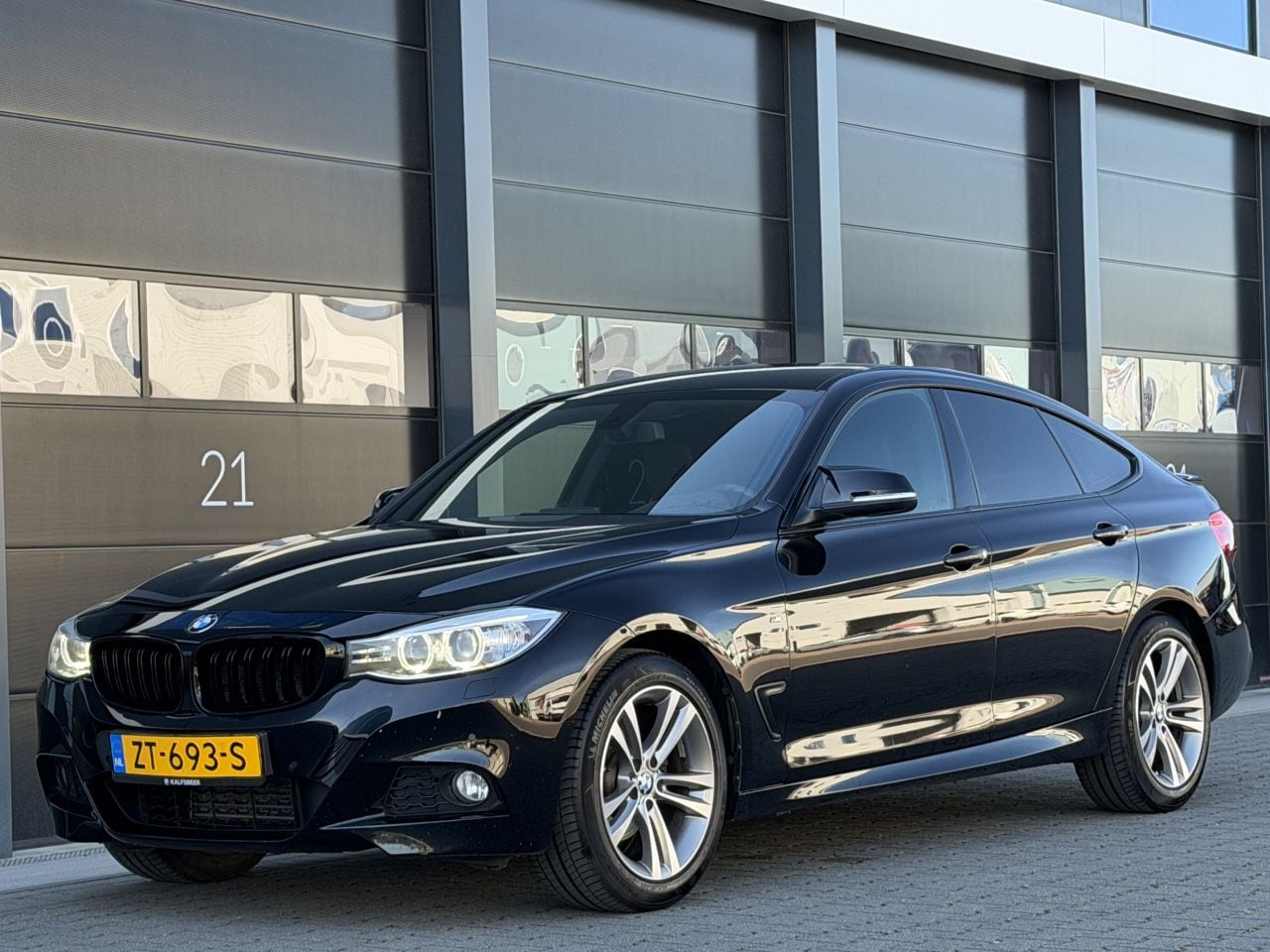 BMW 3-serie Gran Turismo - GT 320d M-Pakket PDC Clima EURO-6 - AutoWereld.nl