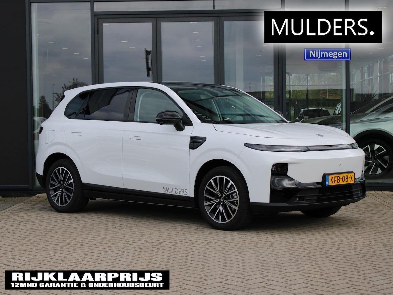Leapmotor B10 - Design ProMax 67.1 kWh NAVI / LMV / PANO - AutoWereld.nl