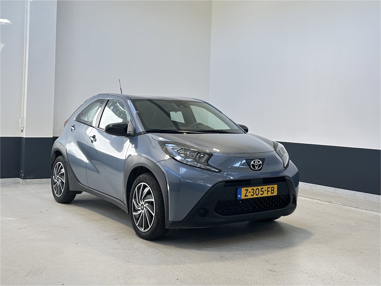 Toyota Aygo X - 1.0 VVT-i MT Play | NL | 1 Eig | Apple Carplay/ Android Auto | Camera - AutoWereld.nl