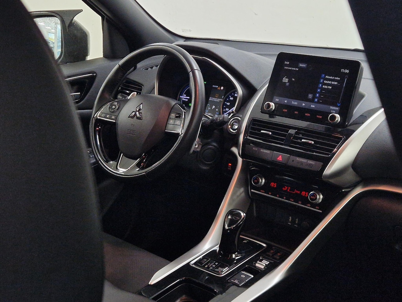 Mitsubishi Eclipse Cross - 2.4 PHEV Intense+ Trekhaak - AutoWereld.nl