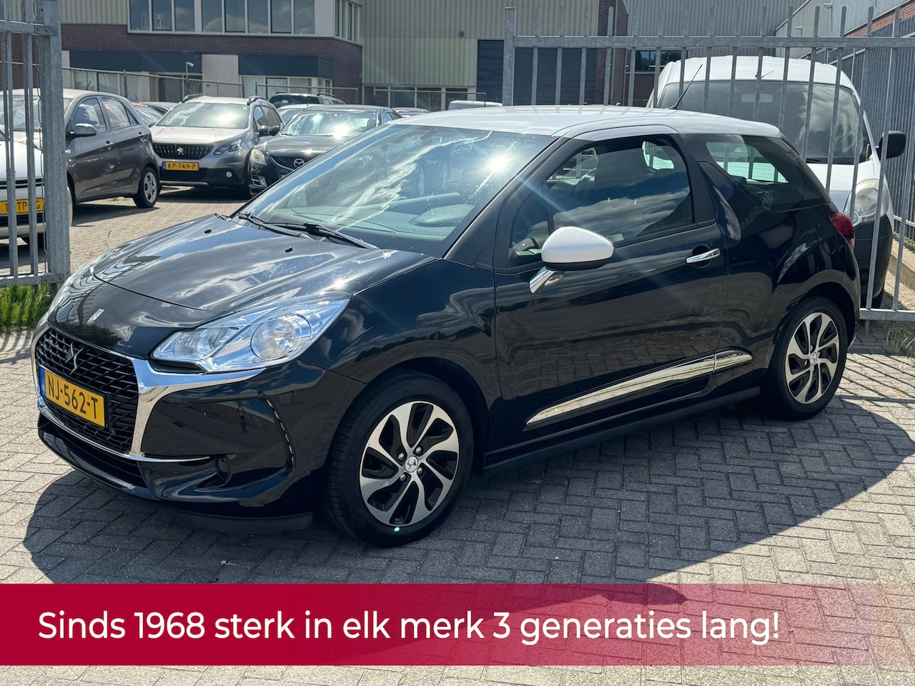 Citroën DS3 - 1.2 PureTech Chic 82PK! NL AUTO NAP! 2e eigenaar l TOPSTAAT! Airco l LED l Cruise l DEALER - AutoWereld.nl
