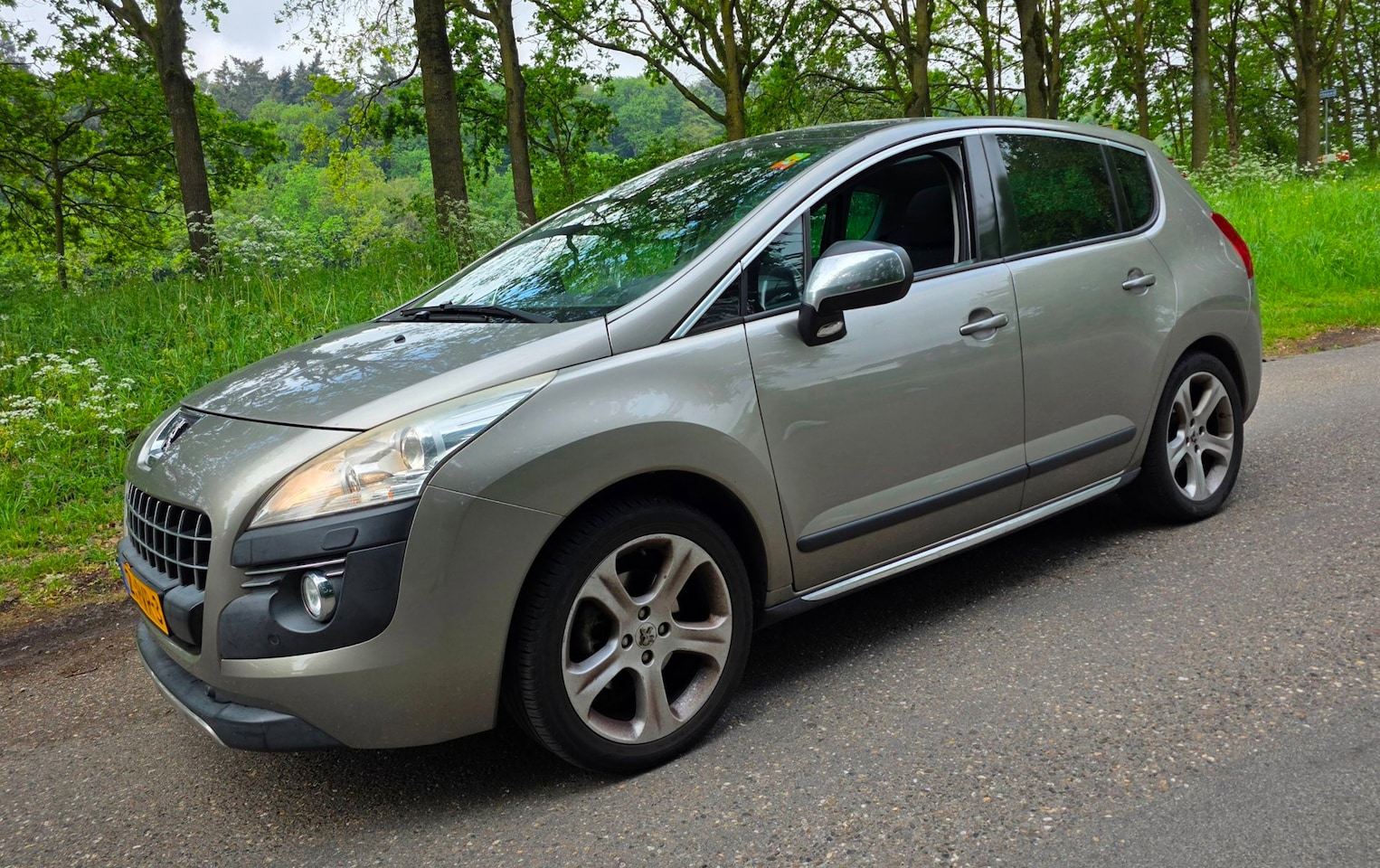 Peugeot 3008 - 1.6 THP GT - SCHADE - Automaat - Panoramadak - - AutoWereld.nl