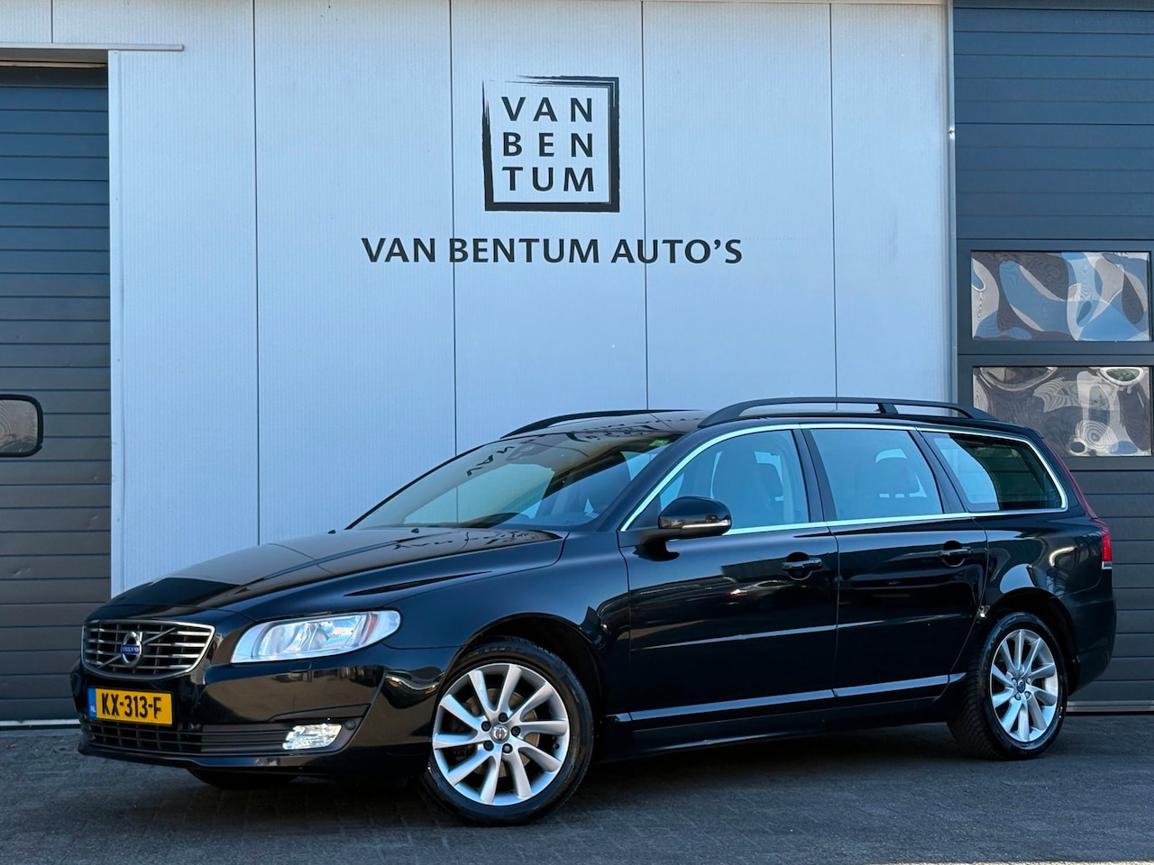 Volvo V70 - 2.0 D2 Dynamic Edition Navi Half-Leder Clima Cruise - AutoWereld.nl
