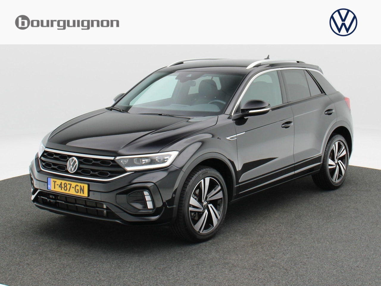 Volkswagen T-Roc - 1.5 TSi R-Line Business+ 150 Pk Automaat | Stoel/Stuur verwarming | Adaptive Cruise | Navi - AutoWereld.nl
