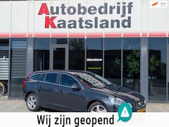 Volvo V60 - 1.6 DRIVe Momentum - Clima -Cruise
