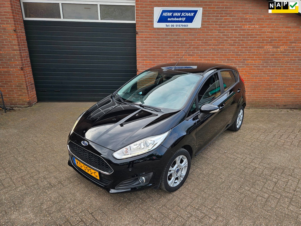 Ford Fiesta - 1.0 2016 / Cruise / Parkeersensoren / NETTE AUTO - AutoWereld.nl