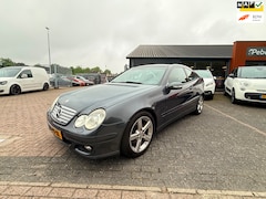 Mercedes-Benz C-klasse Sportcoupé - 200 K.*Automaat*Navigatie*Apk 2-2027*Luxe Uitvoering