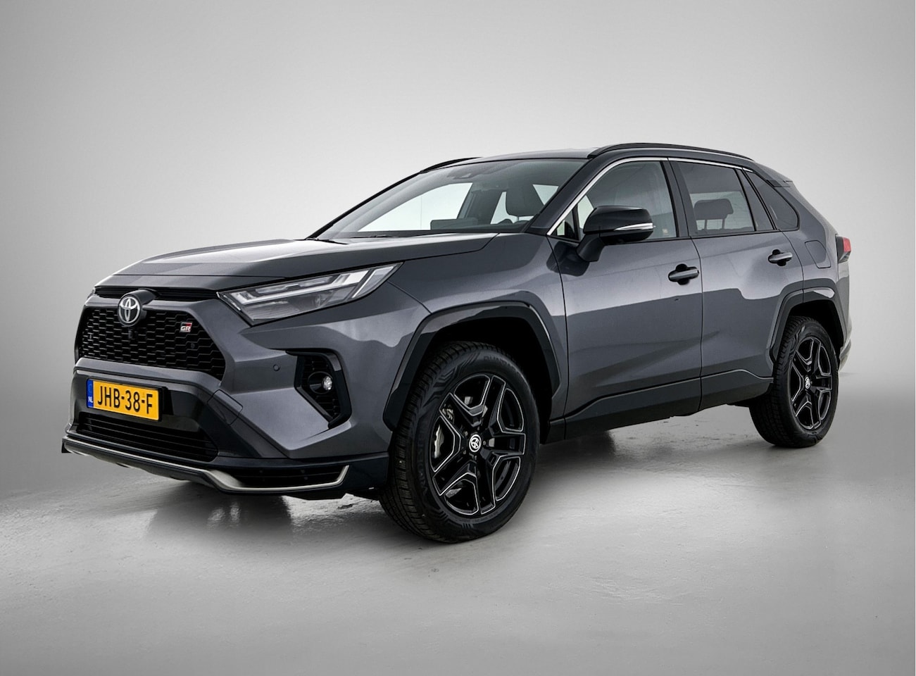 Toyota RAV4 - 2.5 Plug-in Hybrid 306PK AWD GR SPORT | Stuur-Stoelverwarming | PDC | Elek Achterklep | - AutoWereld.nl