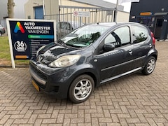 Peugeot 107 - 1.0-12V XS
