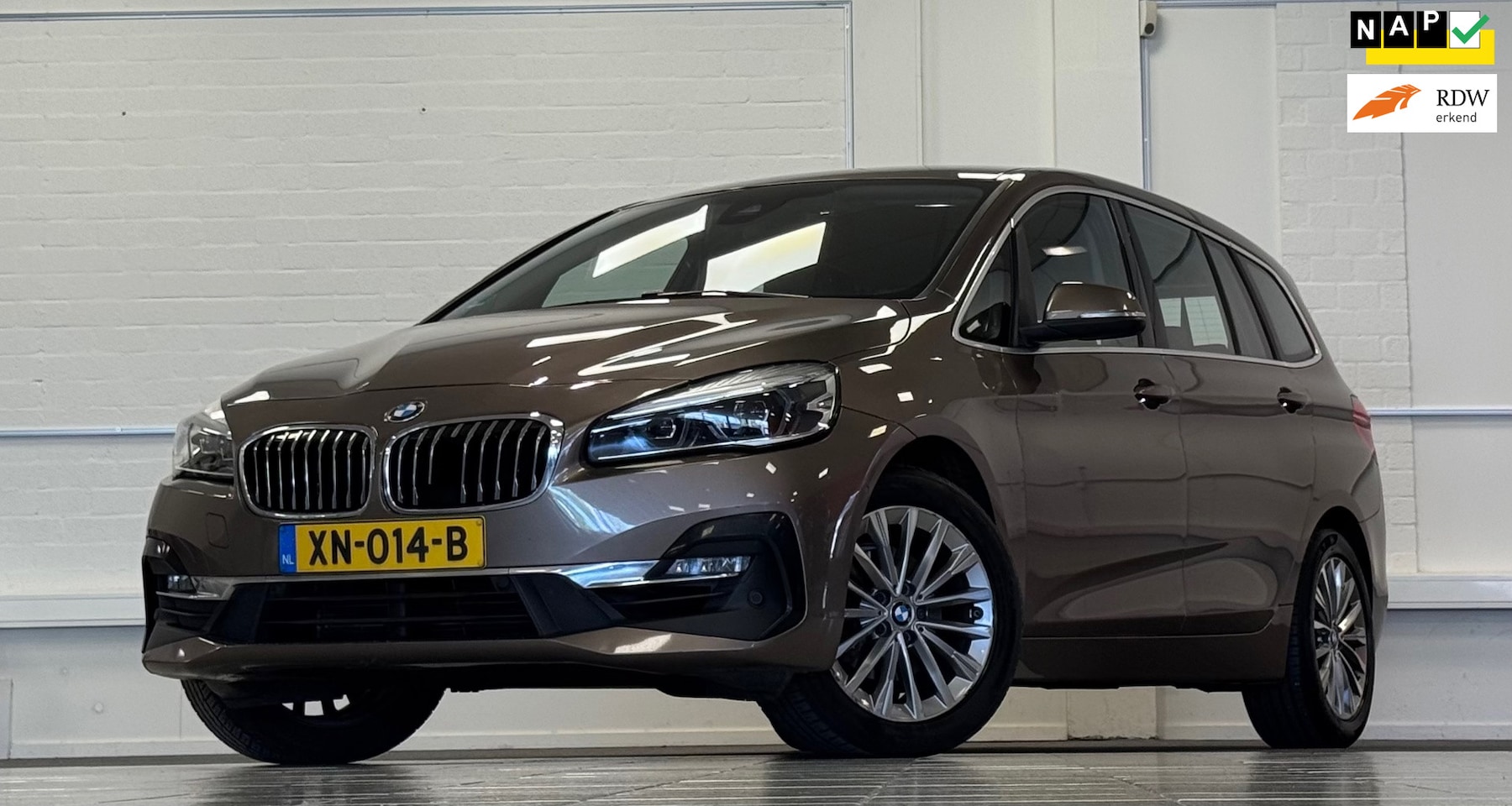 BMW 2-serie Gran Tourer - 216i Executive Edition 2e Eigenaar Trekhaak Lerenbekleding - AutoWereld.nl