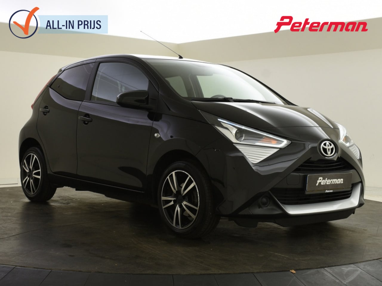 Toyota Aygo - 1.0 VVT-i x-cite | Stoelverwarming | Carplay | Camera | - AutoWereld.nl