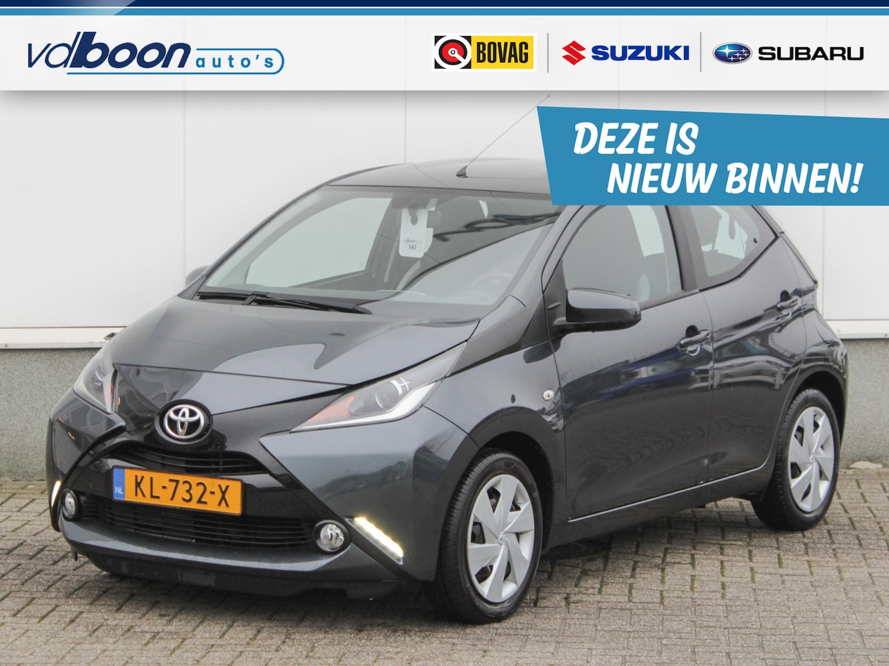 Toyota Aygo - 1.0 VVT-i x-play | Airco | Camera | Park sens - AutoWereld.nl