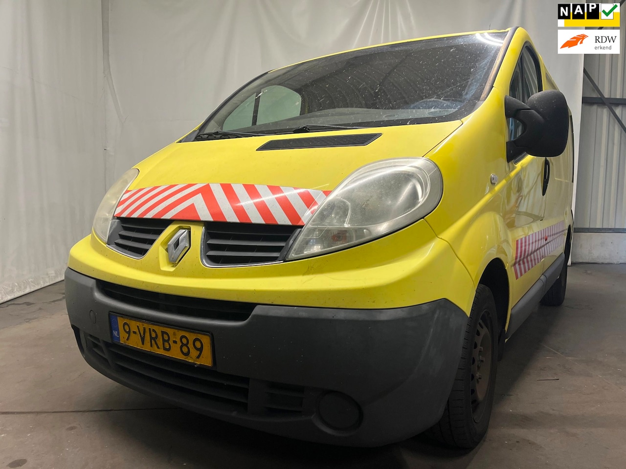 Renault Trafic - 2.0 dCi T27 L1H1 - Schade - AutoWereld.nl