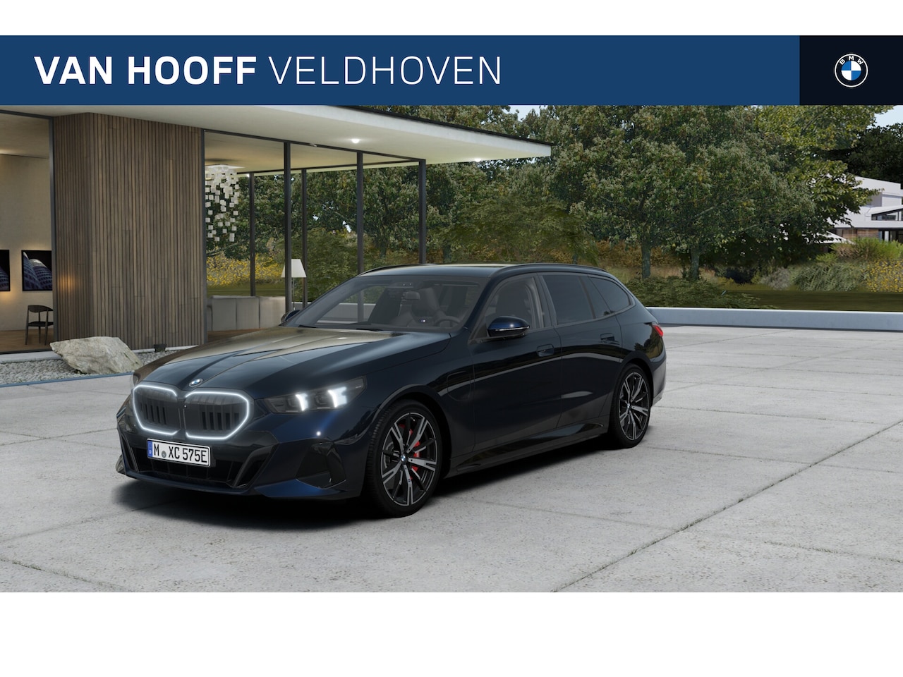 BMW 5-serie Touring - 550e xDrive M Sport Automaat / Panoramadak / Adaptief M Onderstel Professional / Bowers & - AutoWereld.nl