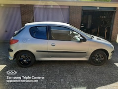Peugeot 206 - 1.4 X-line