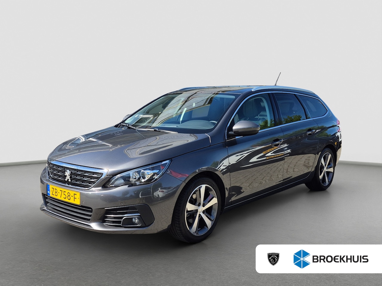 Peugeot 308 SW - 1.2 PureTech Blue Lease Premium | Achteruitrijcamera | Airco (automatisch) | Apple Carplay - AutoWereld.nl