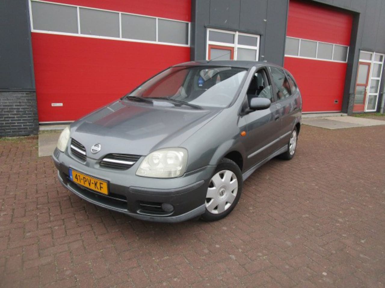 Nissan Almera Tino - 1.8 Visia 1.8 Visia, 115.334 KM - AutoWereld.nl