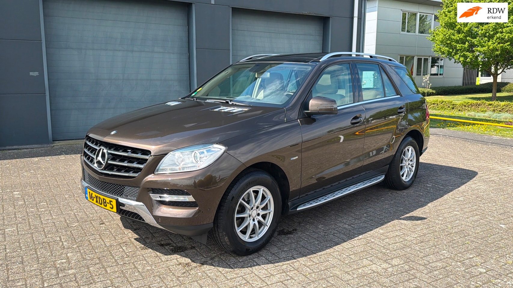 Mercedes-Benz M-klasse - 250 BlueTEC 2012 Automaat/Pano/Dealer onderhouden - AutoWereld.nl