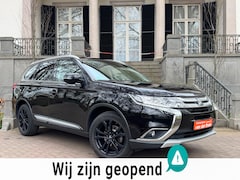 Mitsubishi Outlander - 2.0 Instyle Automaat Navi Android Carplay Trekhaak Camera Climate Cruise Ctr