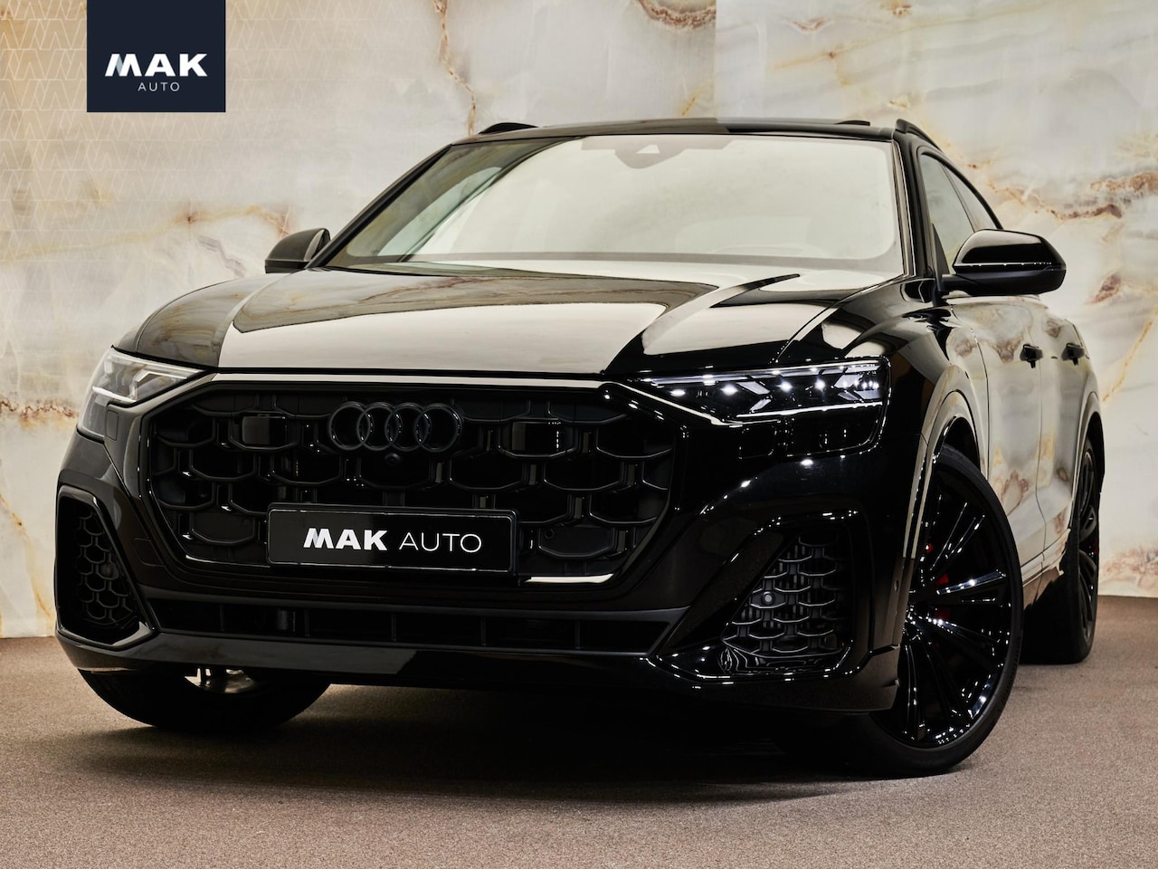 Audi Q8 - 55 TFSI e quattro Pro Line S 55 TFSI e Quattro Pro Line S, pano, B&O, 4W-best., OLED, luchtv., tr.haak, S sportstoelen, - AutoWereld.nl