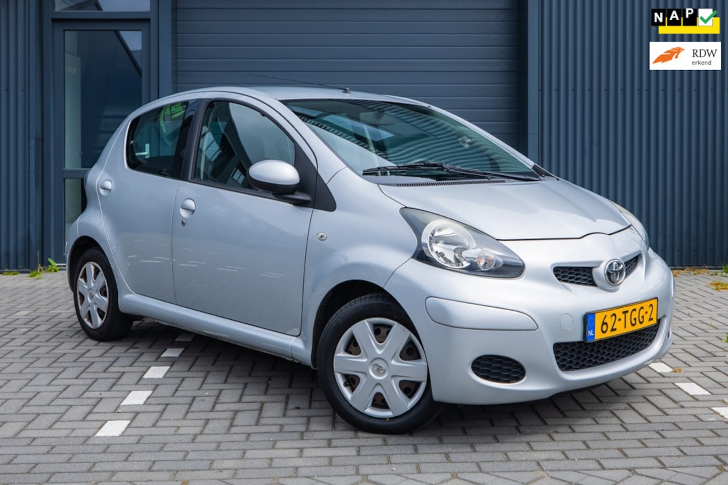 Toyota Aygo - 1e eigenaar|Dealer onderhouden|Airco|APK 2027 - AutoWereld.nl