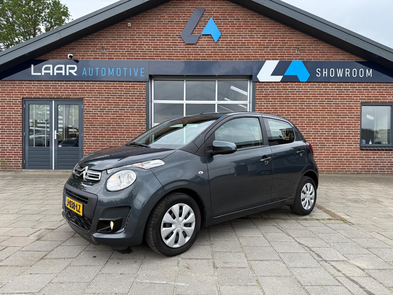 Citroën C1 - 1.0 VTi Feel 5-Drs Pack Techno 34.000KM!!! | Carplay | Camera | Airco - AutoWereld.nl