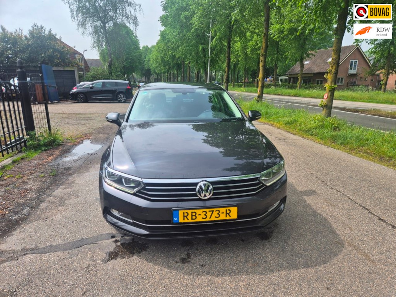 Volkswagen Passat - 1.6 TDI Comfortline 1.6 TDI Comfortline - AutoWereld.nl