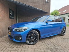 BMW 1-serie - 118i Edition M Sport Shadow Line Apple Carplay / Achteruitrijcamera / Trekhaak / Stoelverw