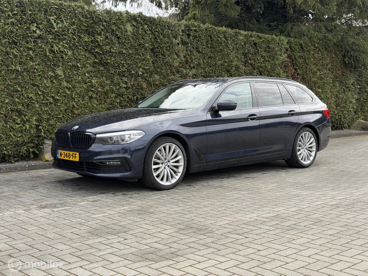 BMW 5-serie Touring - 520d High Exe Sportline 19’ Elektr Trekh - AutoWereld.nl