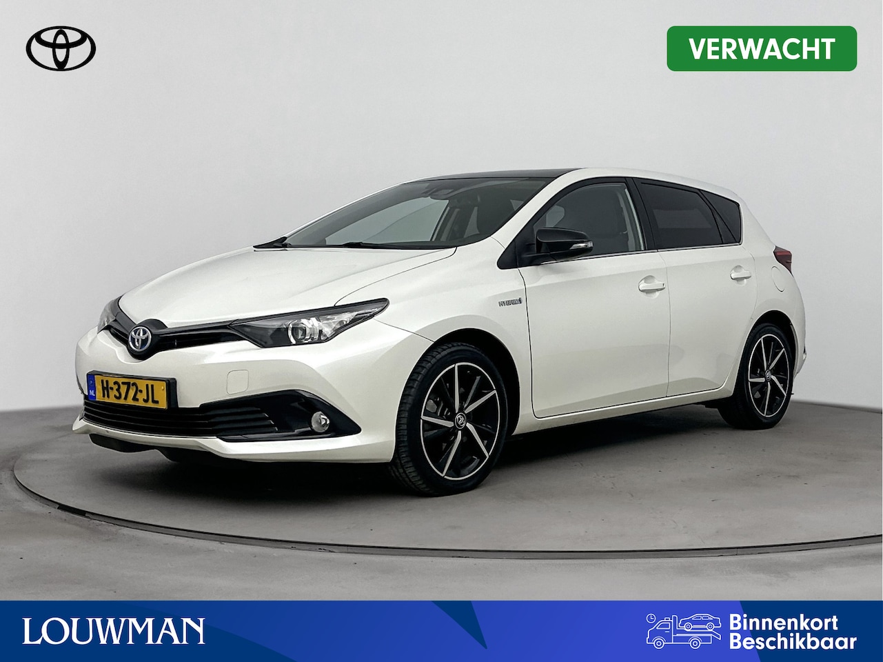 Toyota Auris - 1.8 Hybrid Black Edition | Navigatie | Cruise Control | Parkeercamera | - AutoWereld.nl