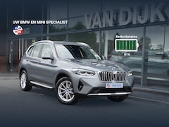 BMW X3 - xDrive30e Live Cockpit Plus Geluidsisolerende ruiten LED-koplampen Sportstoel 18''LM Velge