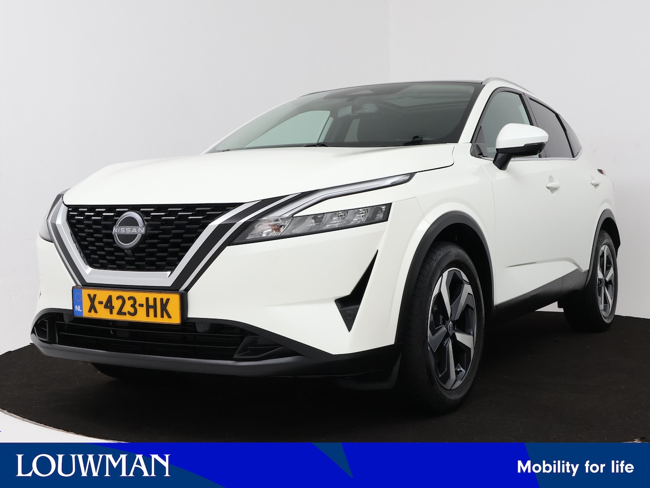 Nissan Qashqai - 1.3 MHEV Xtronic Business Design | Trekhaak | Panoramadak | - AutoWereld.nl