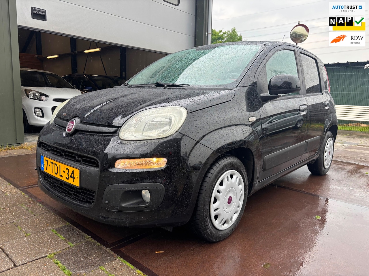Fiat Panda - 0.9 TwinAir Lounge 46dkm Dealer Onderhouden - AutoWereld.nl