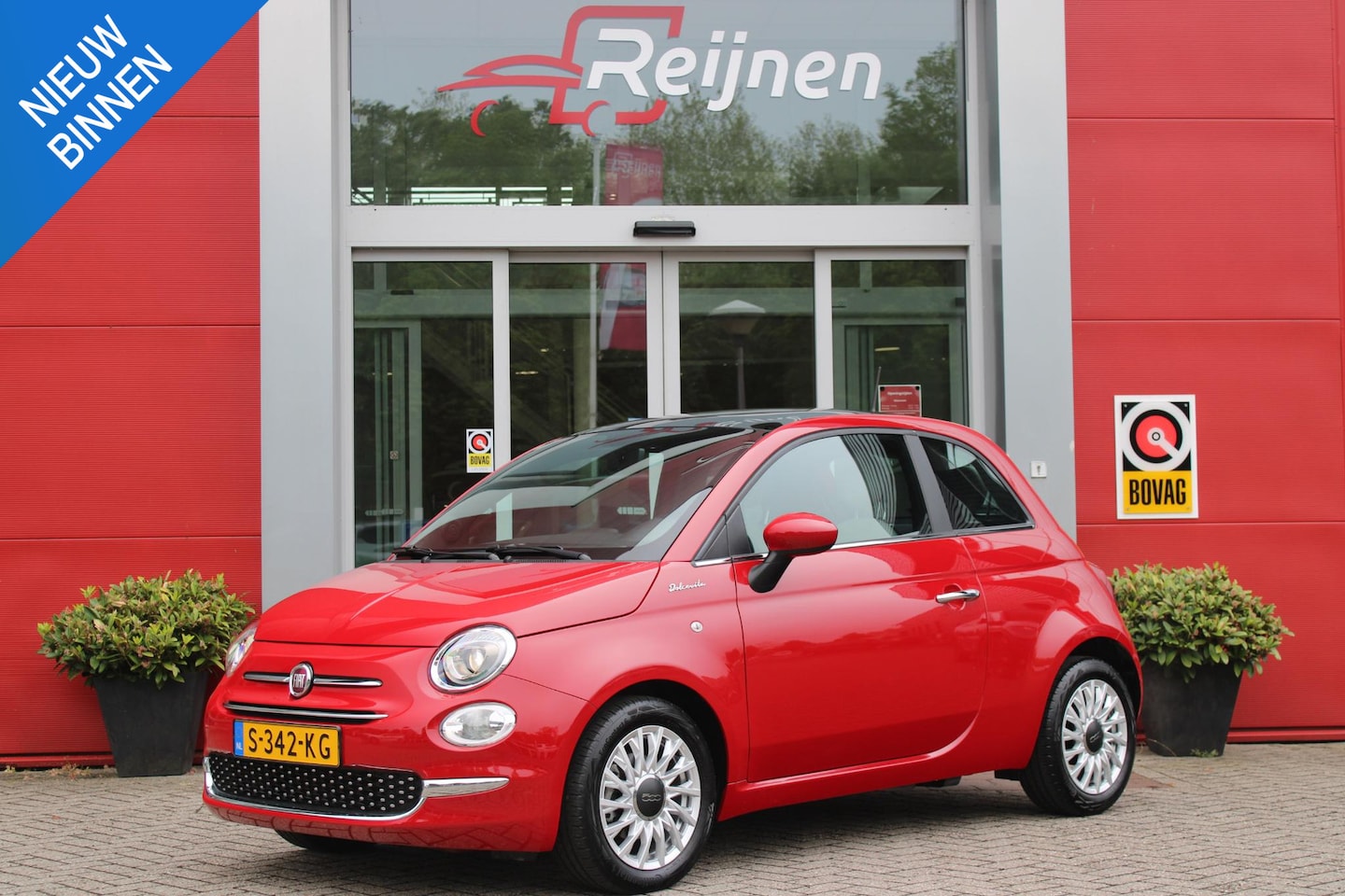 Fiat 500 - 1.0 Hybrid 69PK DOLCEVITA | PANORAMA DAK | APPLE CARPLAY/ANDROID AUTO | HALF LEDEREN BEKLE - AutoWereld.nl