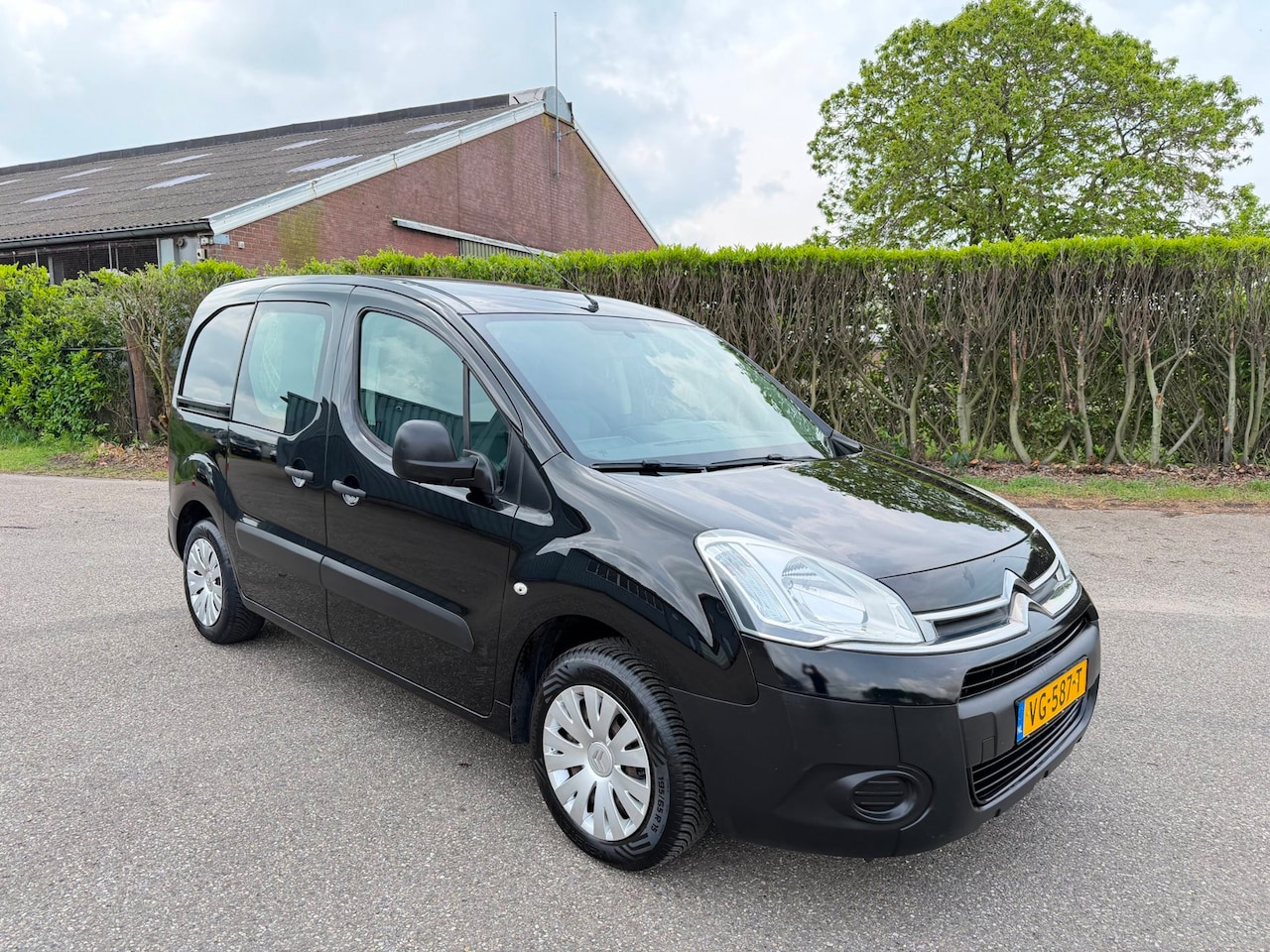 Citroën Berlingo - 1.6 HDI AUT - AC - 3 ZITS - MARGE - AutoWereld.nl