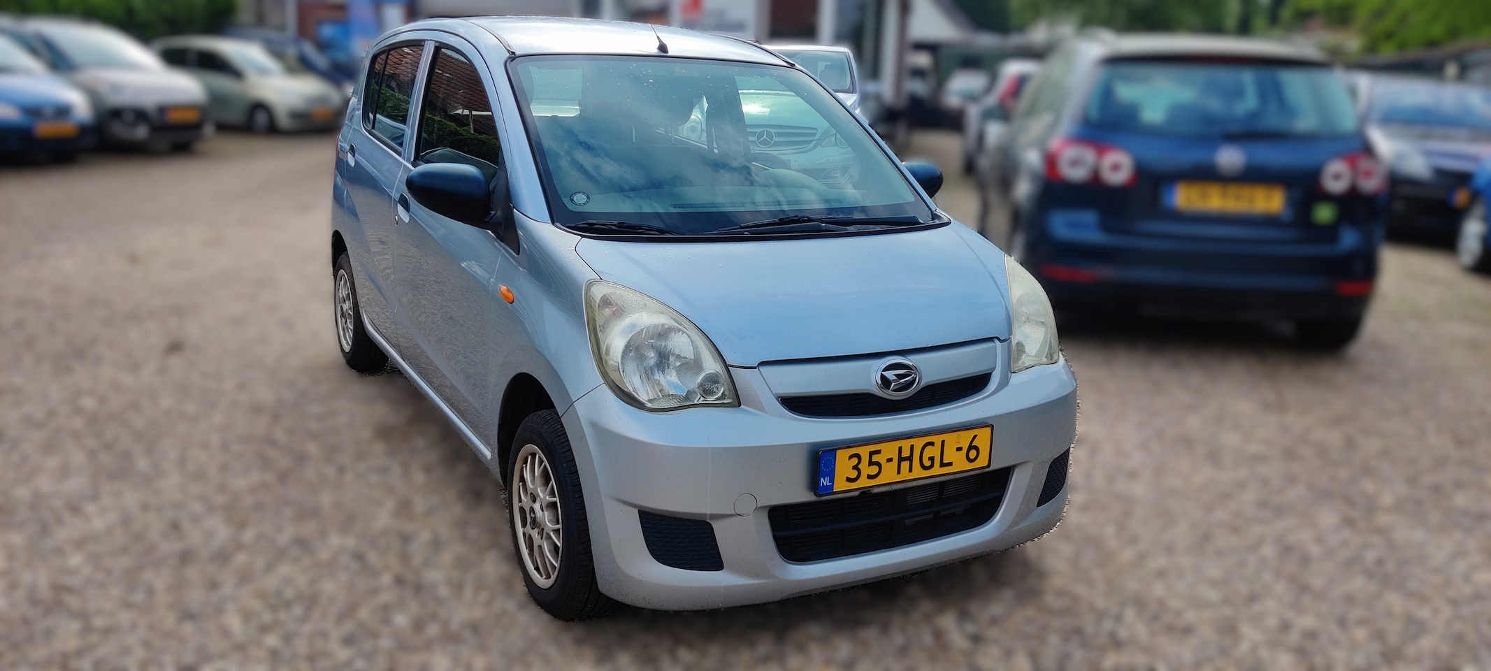 Daihatsu Cuore - 1.0 Trend Afneembare trekhaak, nieuwe APK. Nieuwe achteras, beurt gehad.
