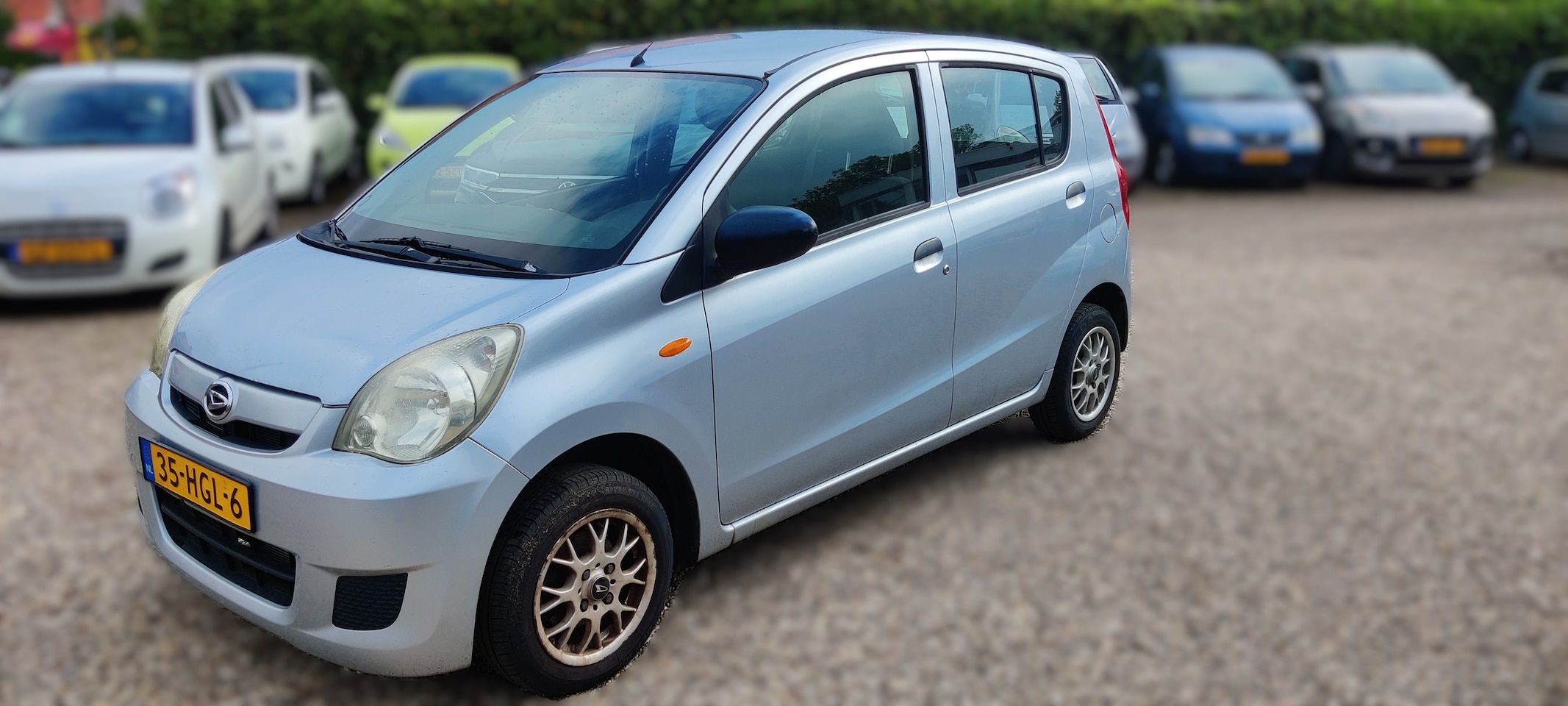 Daihatsu Cuore - 1.0 Trend Afneembare trekhaak, nieuwe APK. Nieuwe achteras, beurt gehad.