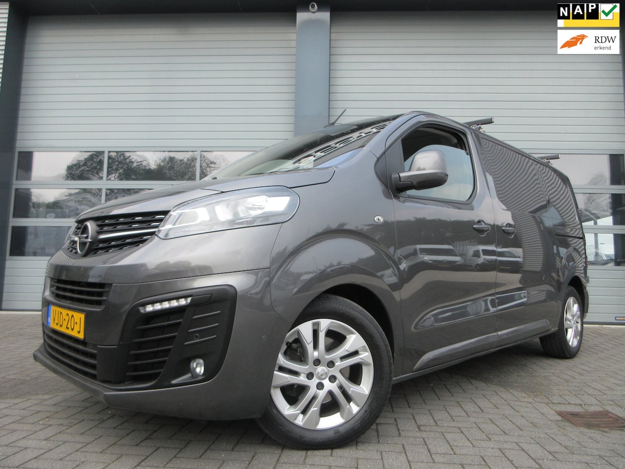 Opel Vivaro - 2.0cdti, 122pk, Automaat, 2x Schuifdeur, Camera, Navigatie. - AutoWereld.nl