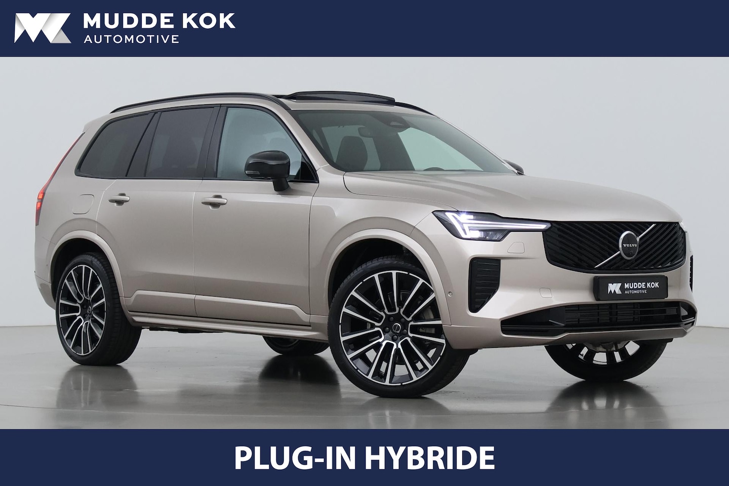 Volvo XC90 - T8 Plug-in hybrid Ultra Dark | Luchtvering | Bowers&Wilkins | Trekhaak | Massage+Ventilati - AutoWereld.nl